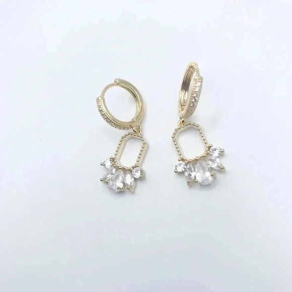 Dangle earrings | Cubic Zirconia Earrings | - Picture 2 of 3